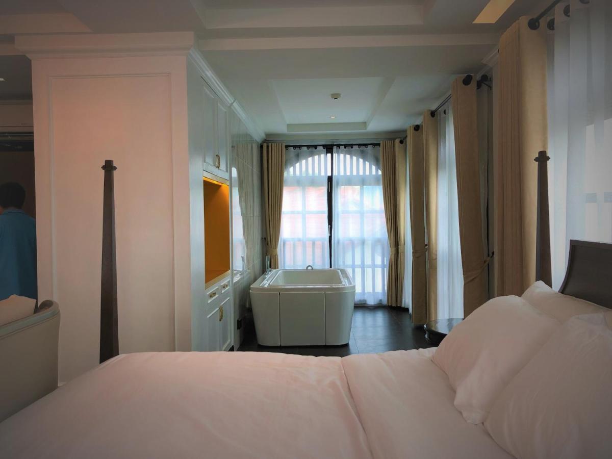 Nanta Glam Cm Hotel & Residences Chiang Mai Exteriör bild