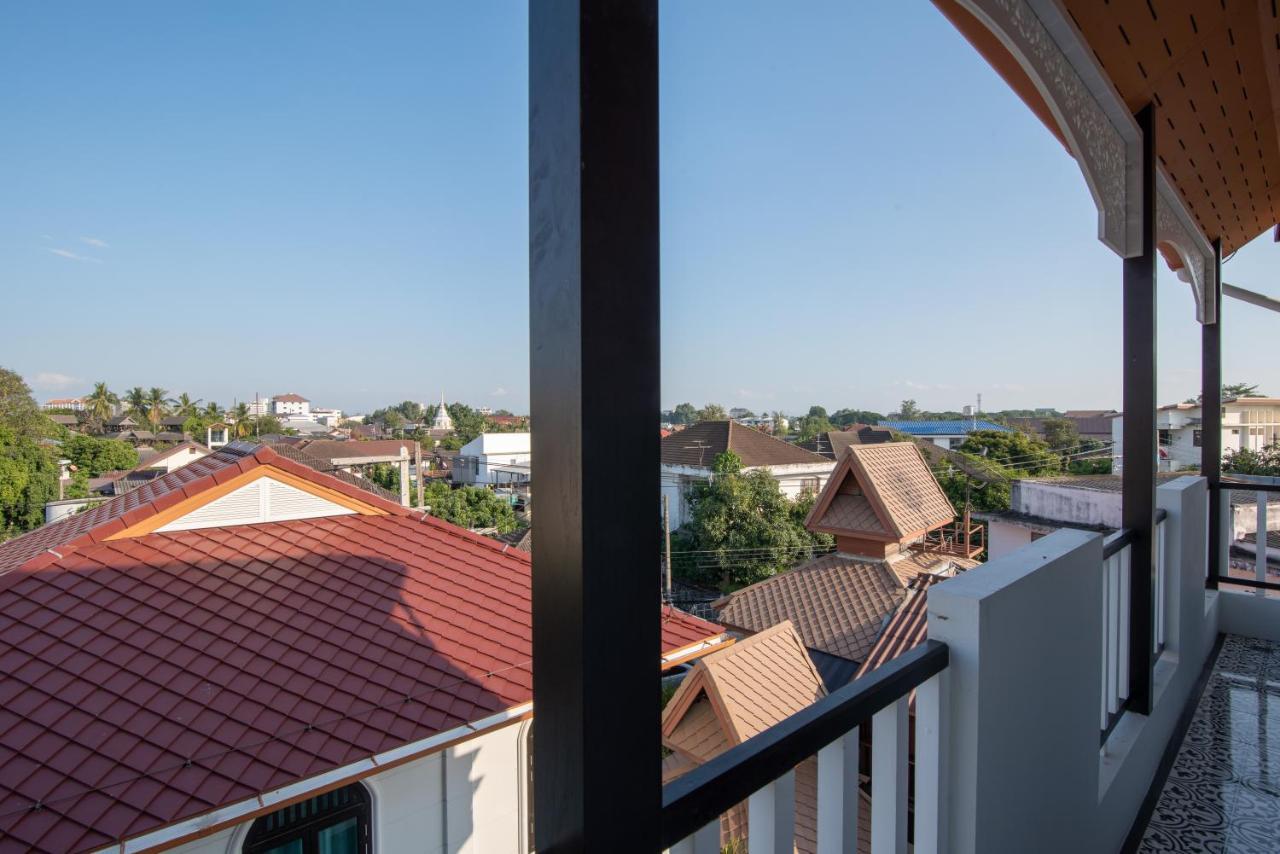 Nanta Glam Cm Hotel & Residences Chiang Mai Exteriör bild